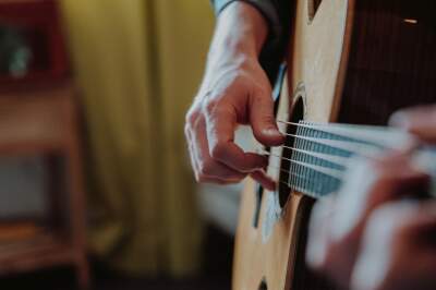 Leren tokkelen op gitaar?