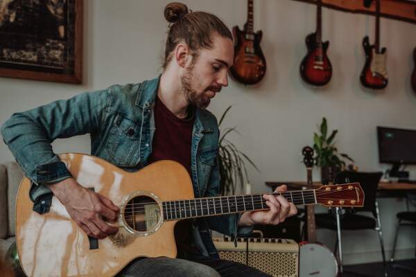 Leren tokkelen op gitaar?