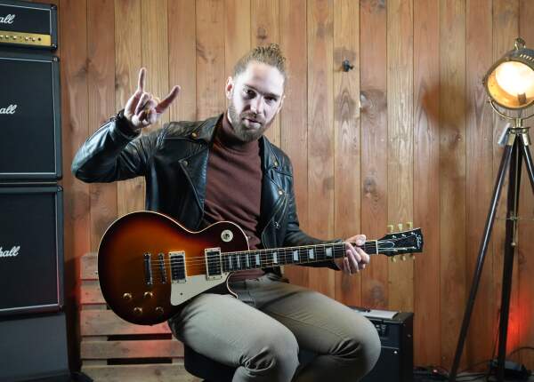 Back in black op gitaar