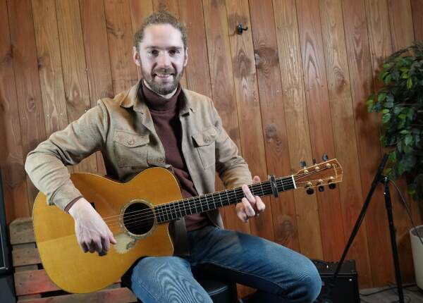 Die with a smile op gitaar