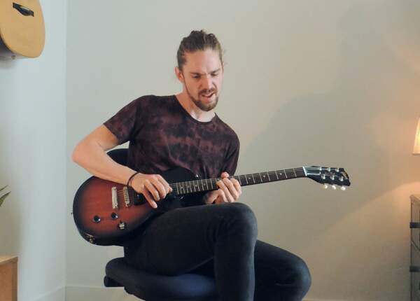 Het makkelijkste rocknummer op gitaar